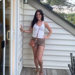 Meet your Posher, Lacey